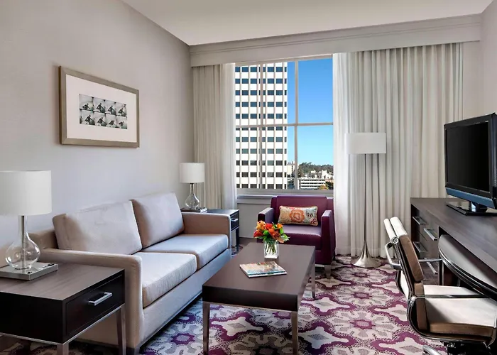 Courtyard By Marriott San Diego Downtown