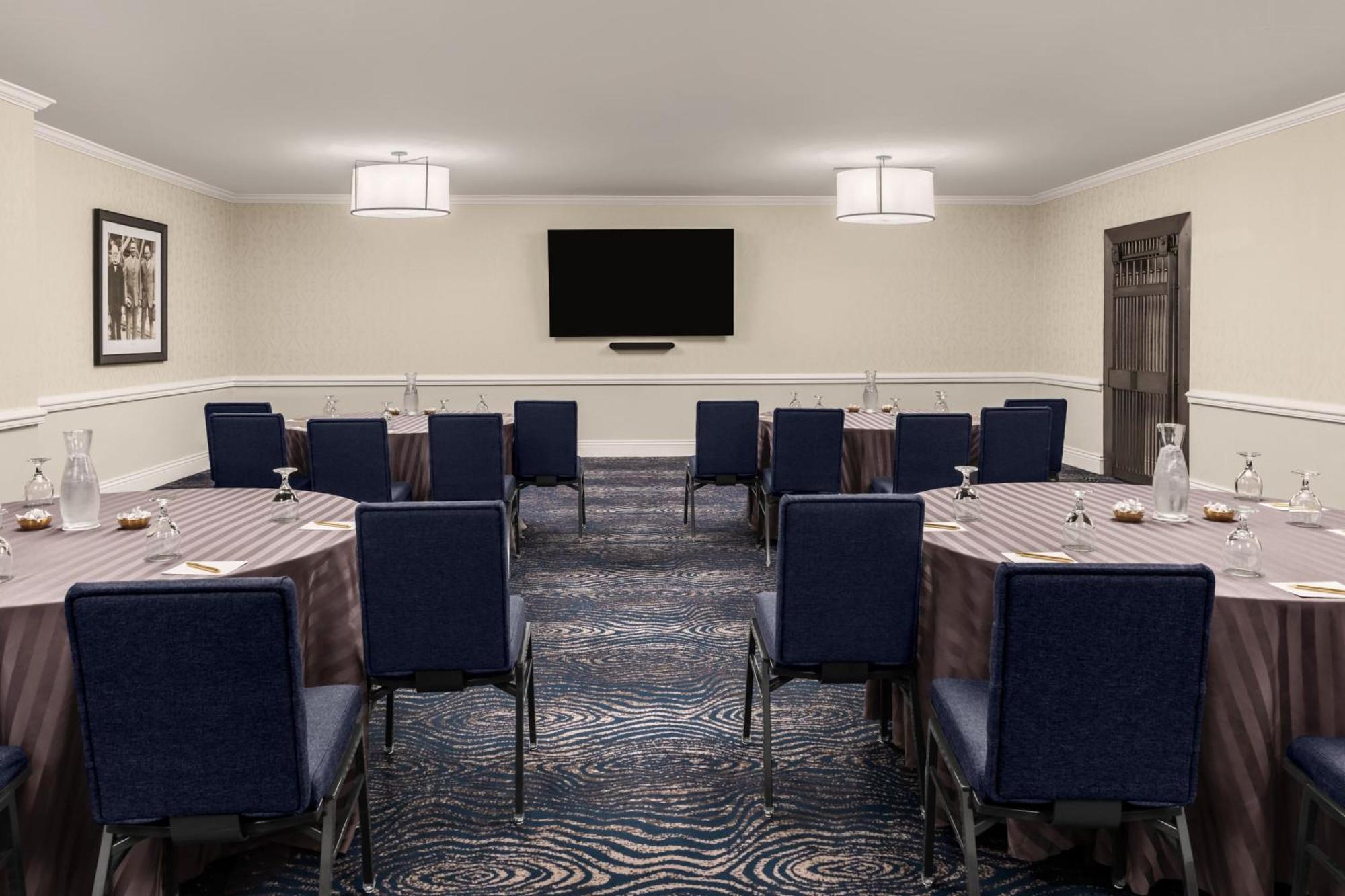 Hotel Courtyard By Marriott Downtown